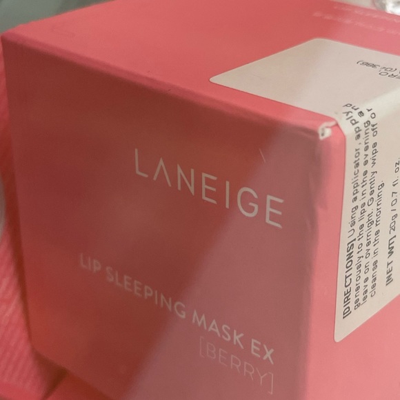 NEW! LANEIGE Lip Sleeping Mask Berry - Picture 2 of 2